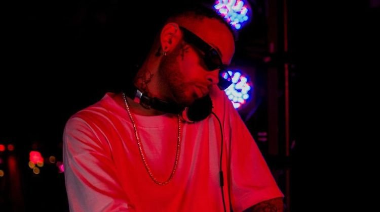 Contratar a Dj Skinny