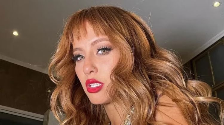 Contratar a Flor Vigna (4)