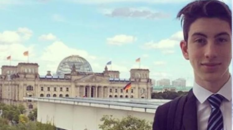 Contratar a Jerónimo Batista Bucher