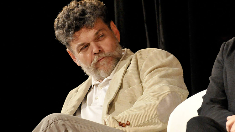 contratar a alfredo casero