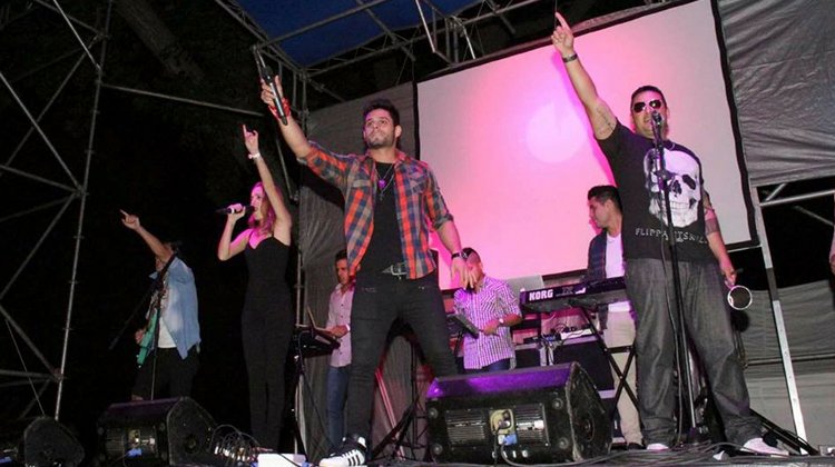 contratar banda de lucas velasco