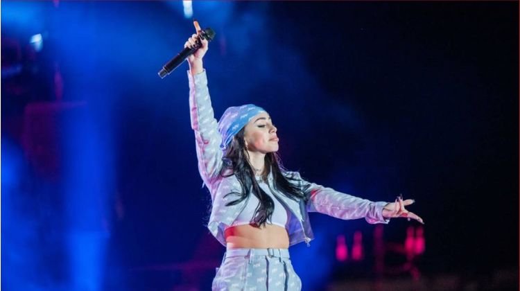contratar a nicki nicole