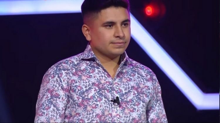 contratar a francisco de la voz