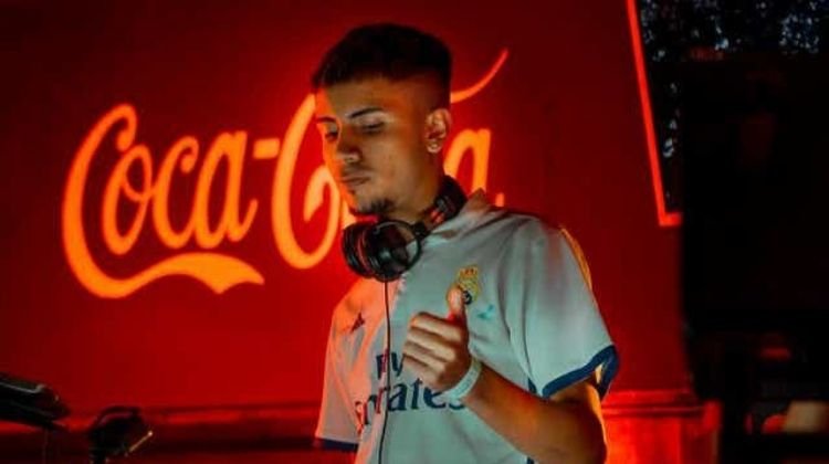 contratar a mambo dj