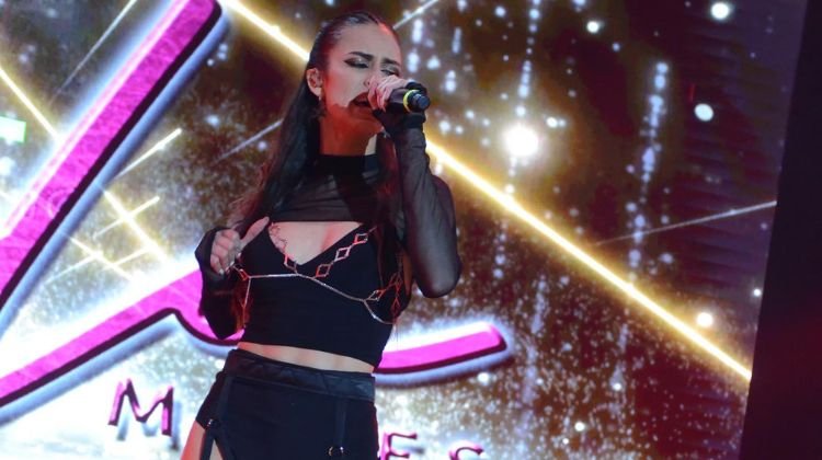 contratar a mila manes