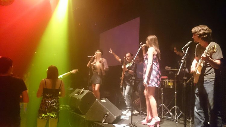 Contratar a Cumbia Cool