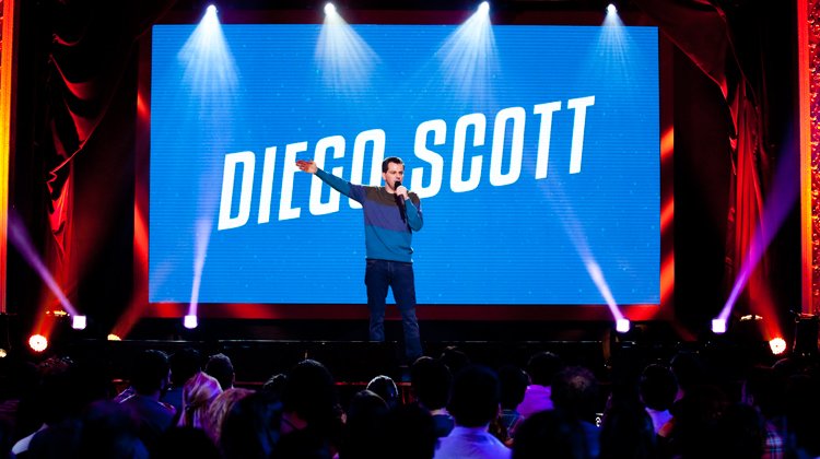 contratar a diego scott