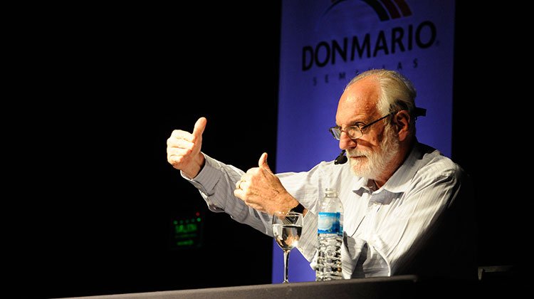 Contratar a Juan Carlos de Pablo