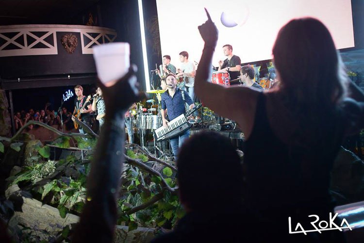 Contratar a Los Totora