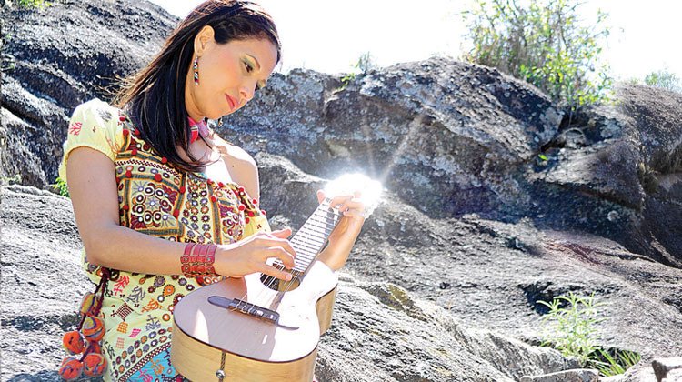 Contratar a Roxana Carabajal