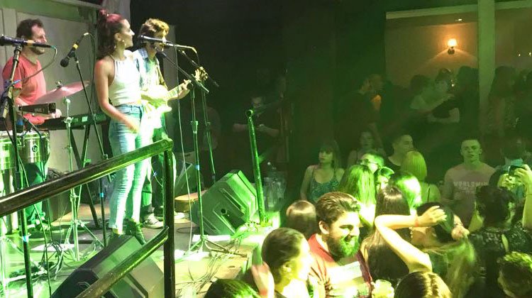 Contratar a Cumbia Cool