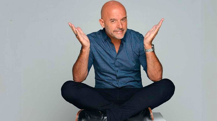 contratar al pelado lopez