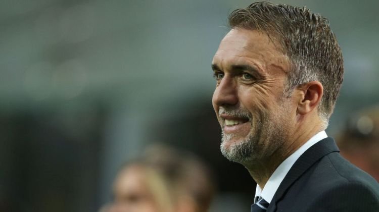 contratar a gabriel batistuta