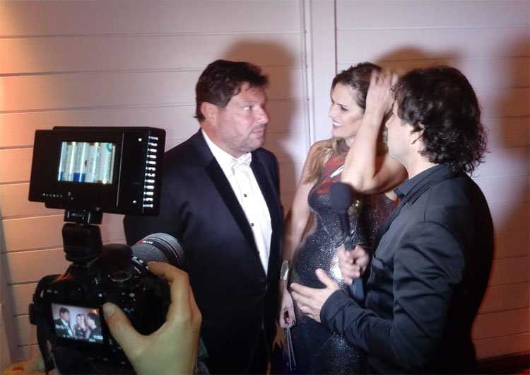 Contratar Artistas para fiestas de 15