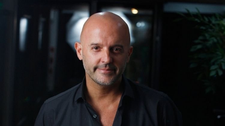 contratar a guillermo pelado lopez