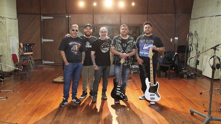 contratar a la banda de fuego