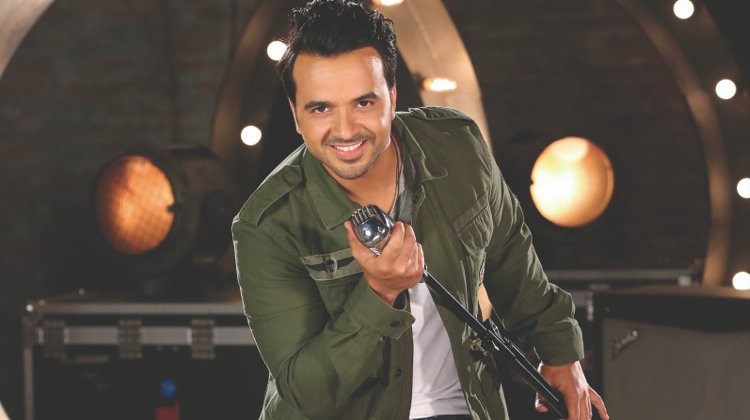 luis fonsi contrataciones