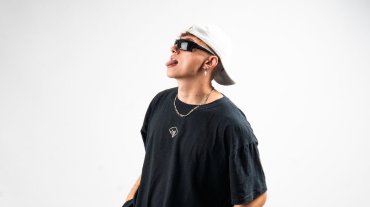contratar a mauri mansilla