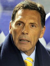 Contratar a Miguel Angel Russo