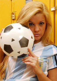 Contratar a Pia Martinez