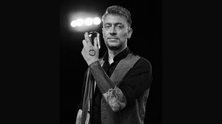 contratar a julian bruno