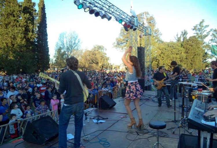 Cumbia Cool por el día de la primavera en Pergamino