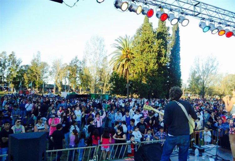 Cumbia Cool por el día de la primavera en Pergamino