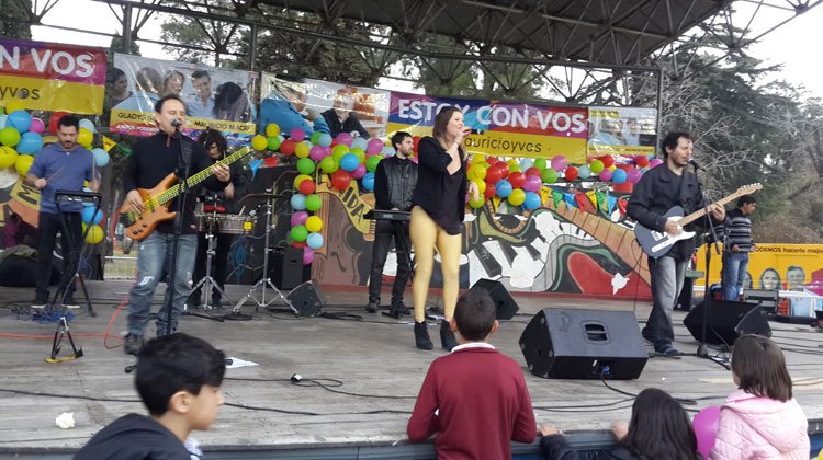 Cumbia Cool en el anfiteatro de Parque Domínico