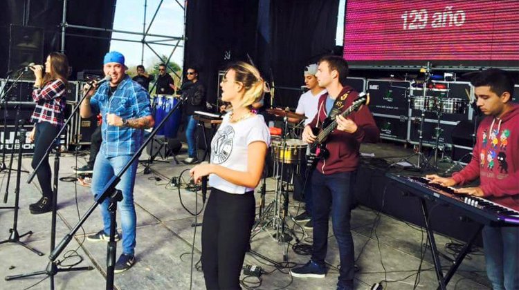 contratacion de cumbia teke teke