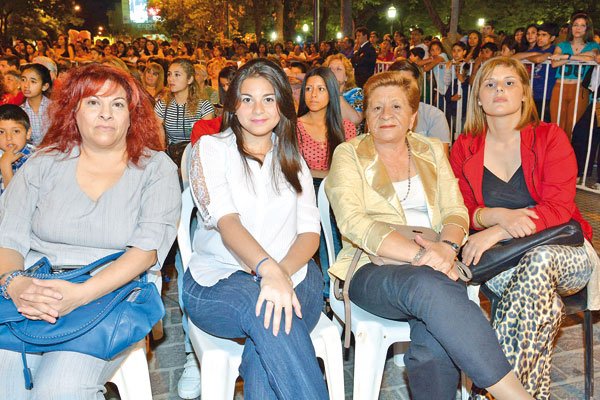 Rodrigo Guirao Diaz en la elección de la Reina de la Ciudad de Santiago del Estero