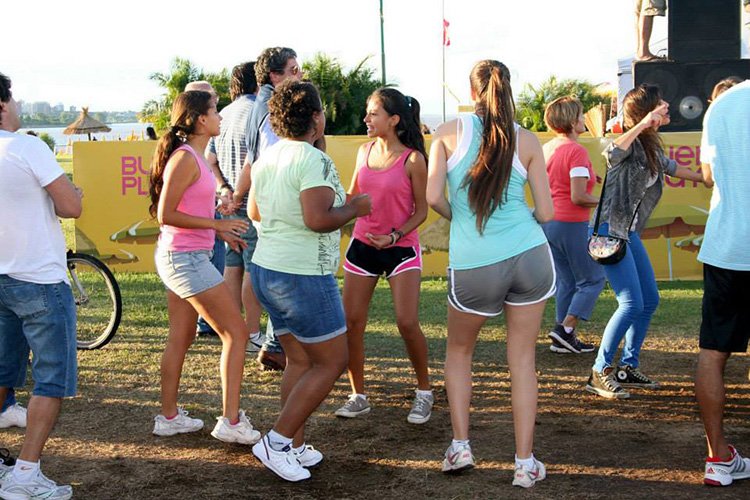 Contratar a Cumbia Cool