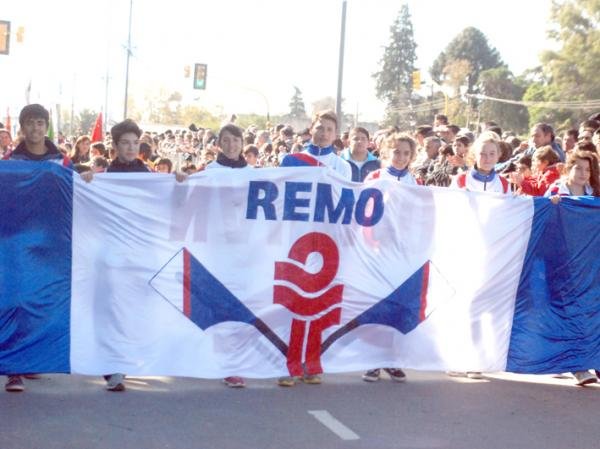 Yamila Cafrune festejos 25 de mayo Municipio de Zárate