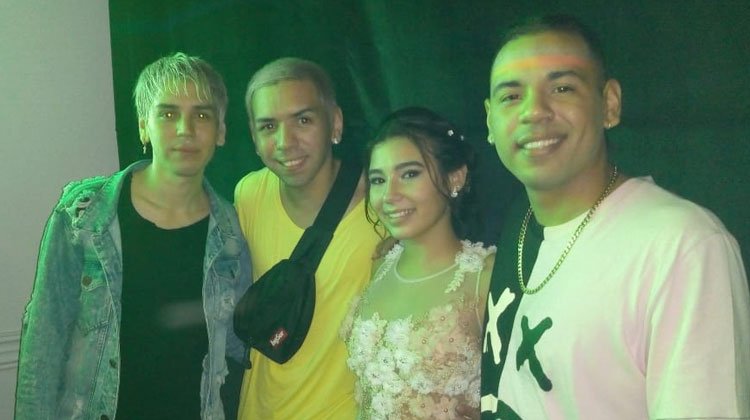 Los Notalokos contrataciones