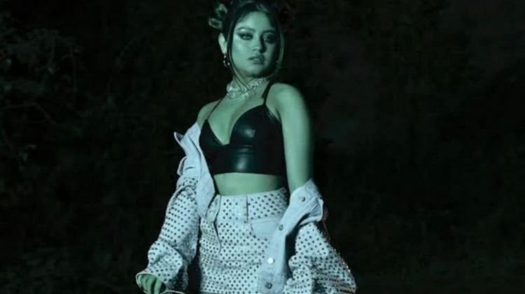 contratar karol sevilla