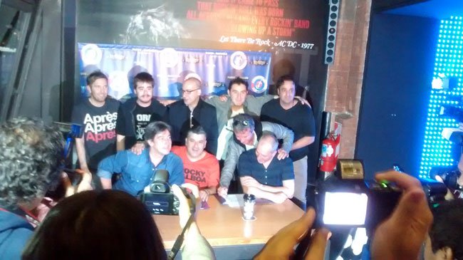 Presentación oficial de la obra teatral de Peligro Sin Codificar