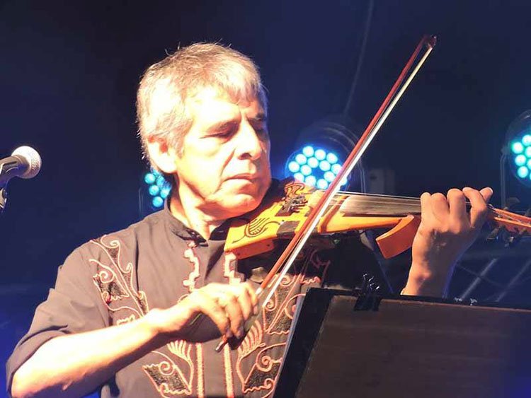 Peteco Carabajal en la Fiesta Nacional de Playas Doradas