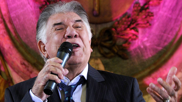 contratar a raul lavie