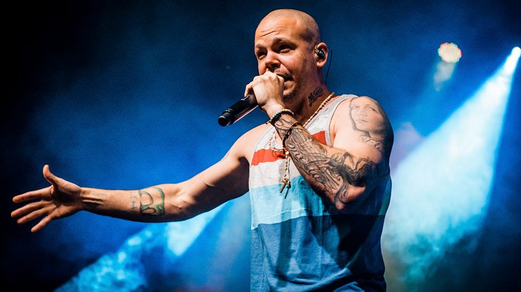 contratar a residente calle 13