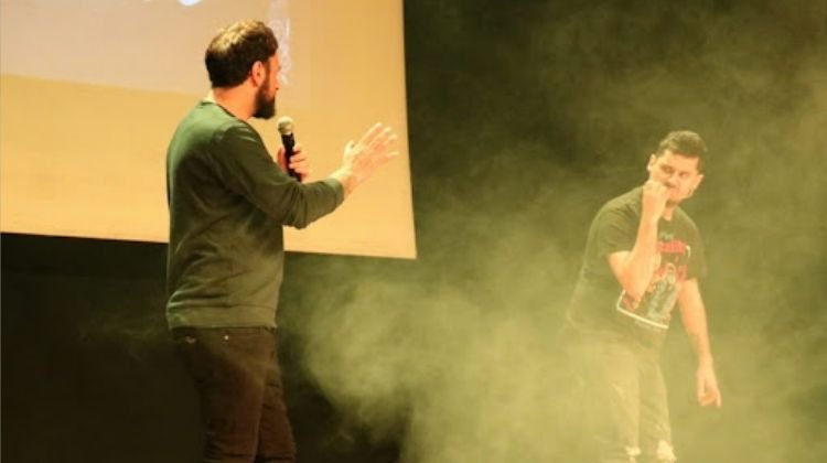 contratar a lucas rodriguez y roberto galati