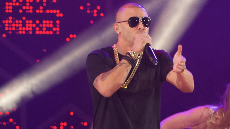 Contratar a Wisin