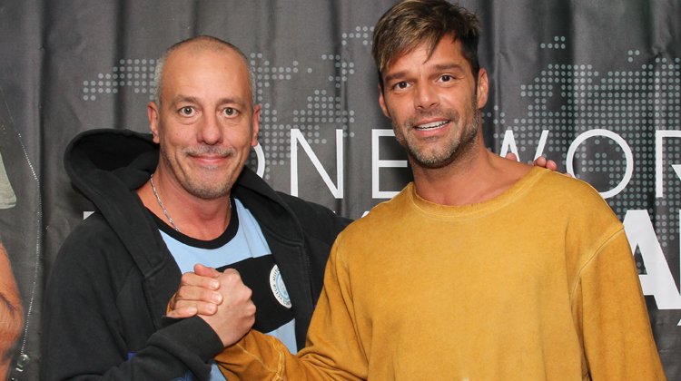 Contratar a Ricky Martin