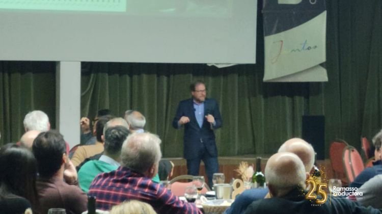 Cena a la charla con Carlos Burgueño en Córdoba