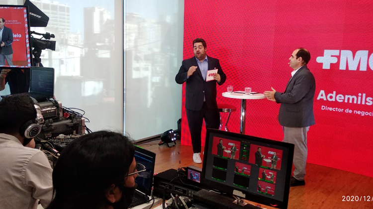 Darío Barassi en evento de fin de año FMC Argentina