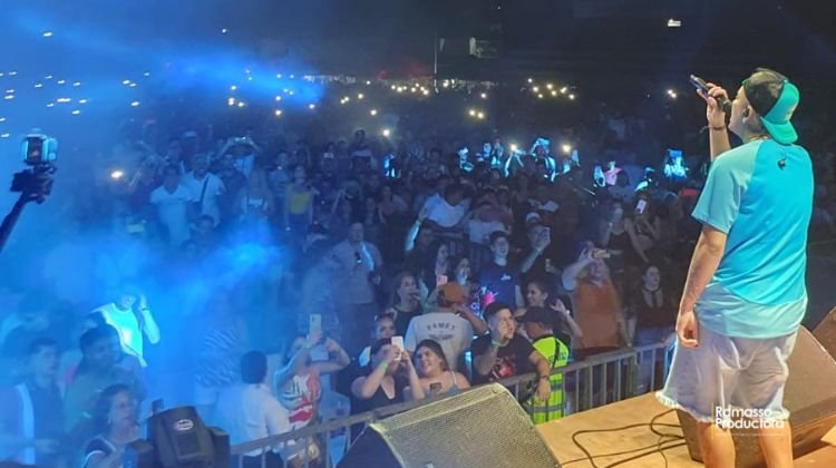 Callejero Fino Tour Paraguay 23 Club Olimpia de Itá