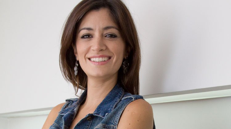 Contratar a Carla Conte