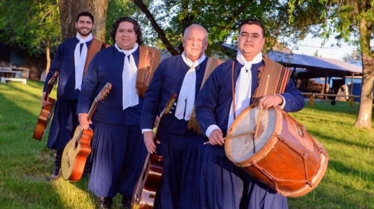 Los Manseros Santiagueños de Leocadio Torres