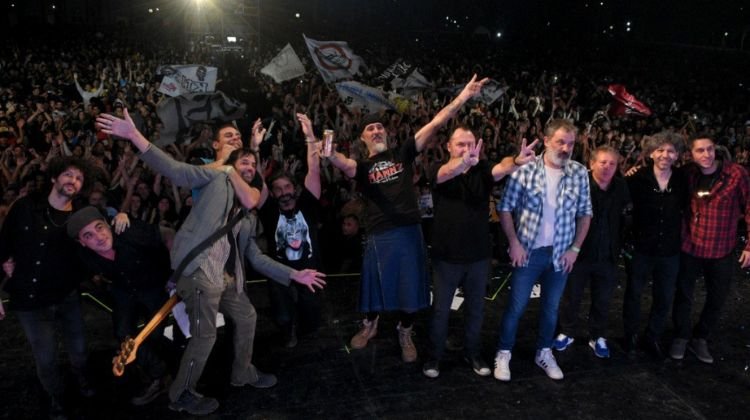 contratar a caballeros de la quema