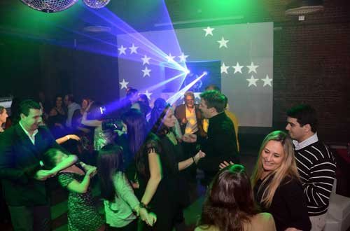 Contratacion de cabina 4D para eventos