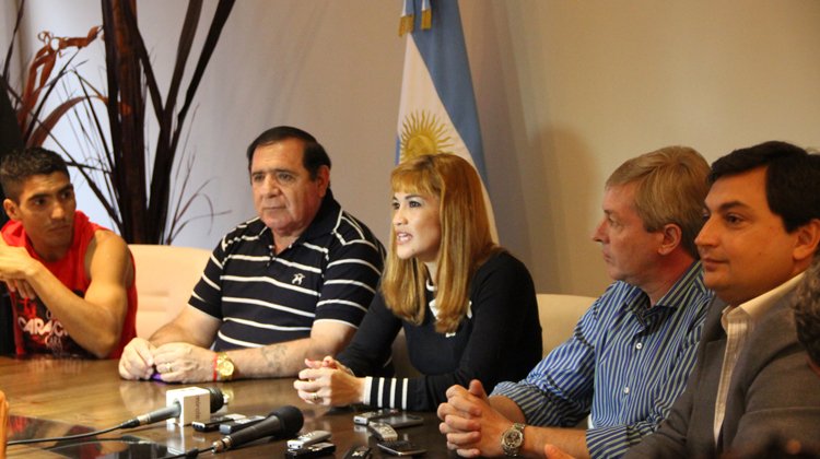 contratara marcela la tigresa acuña