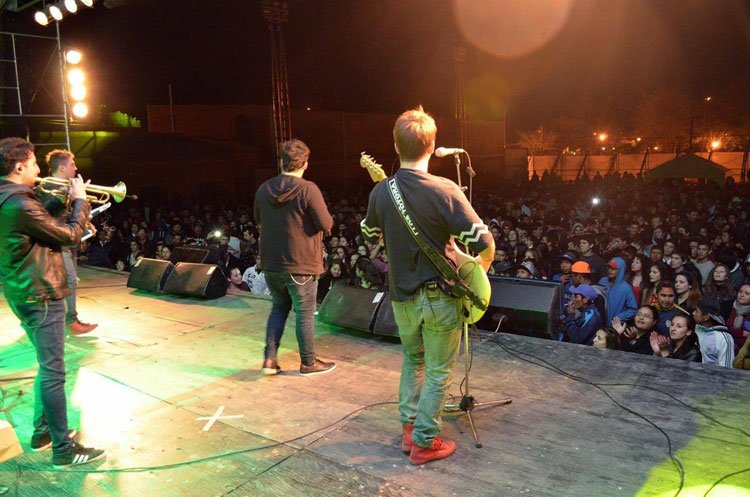 Los Totora en Estudiantina 2015, Pampa del Indio